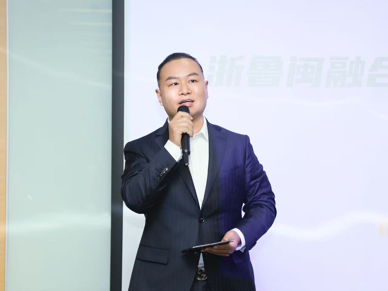 cfb72d0e9294aeff2f161e9902f99c66.jpg cfb72d0e9294aeff2f161e9902f99c66.jpg