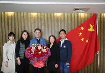 执行会长、北京京华公益事业基金会理事长、中泽农控股有限公司总裁郑武